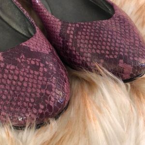 Cole Haan purple snake flats size 9.5